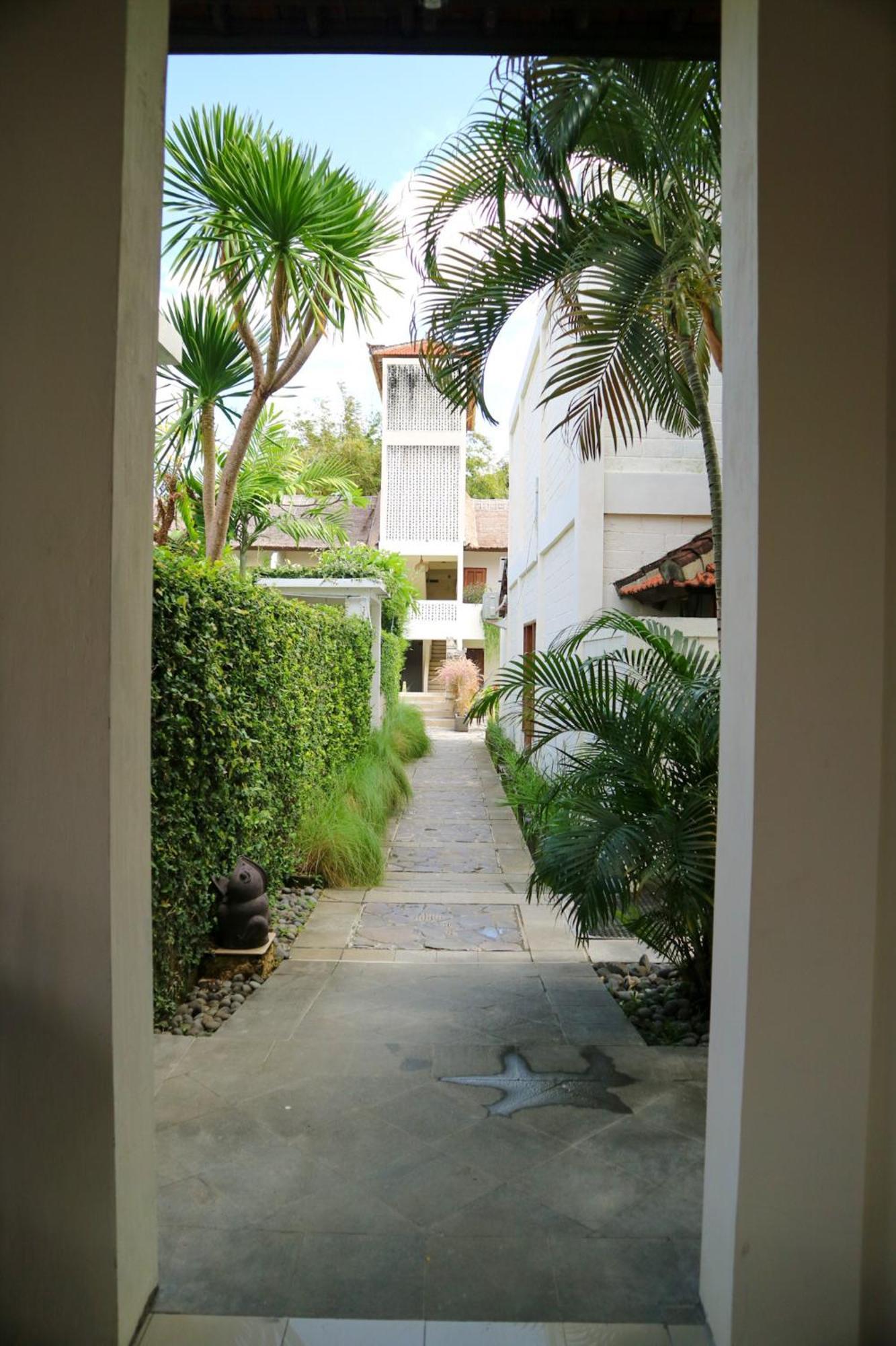 The Lagoon Bali Pool Hotel And Suites Legian Zewnętrze zdjęcie