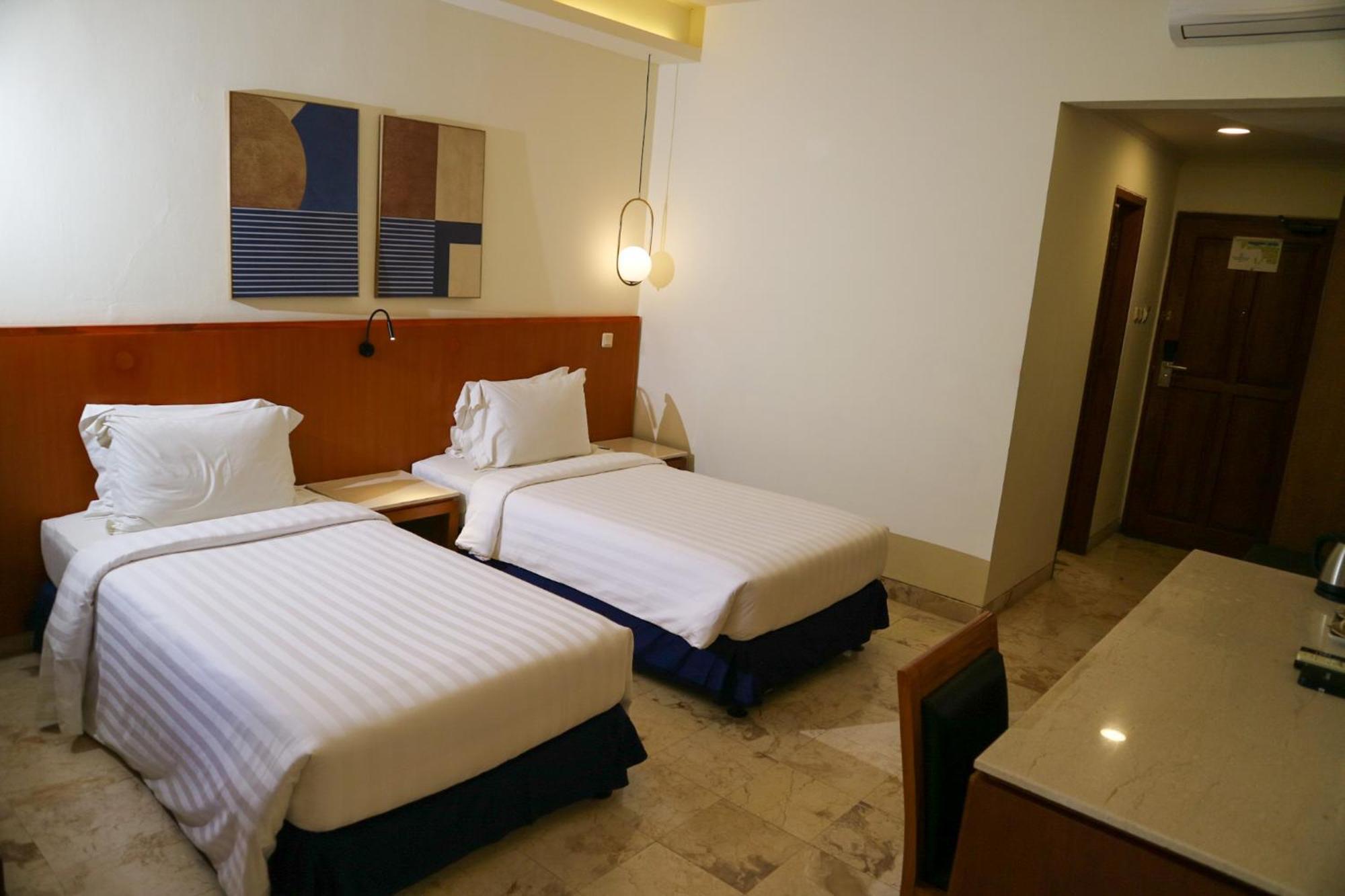 The Lagoon Bali Pool Hotel And Suites Legian Zewnętrze zdjęcie