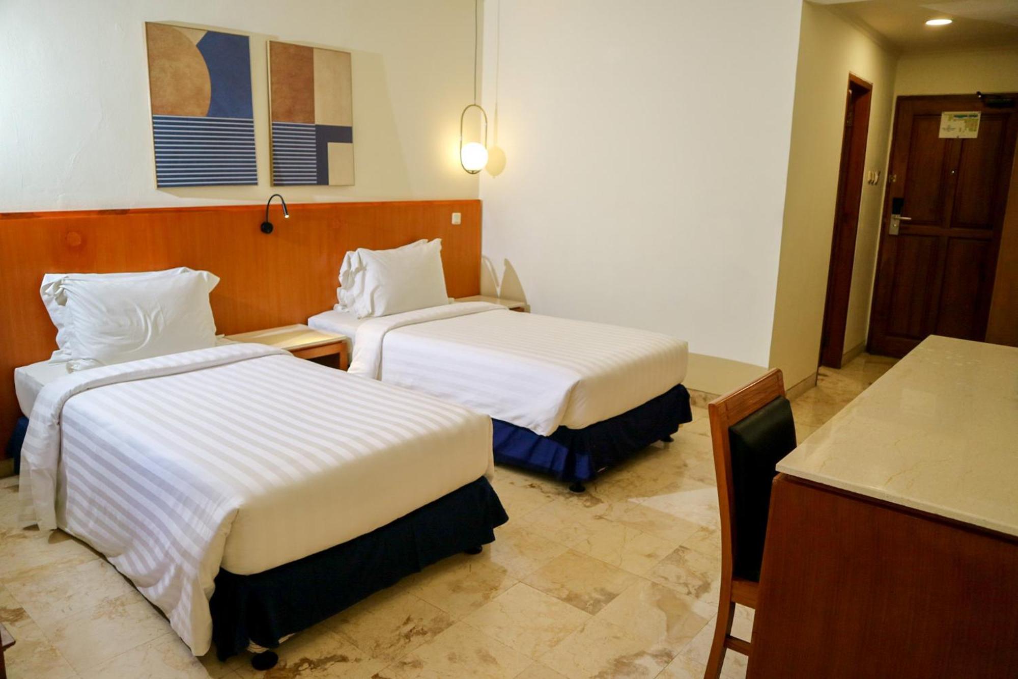 The Lagoon Bali Pool Hotel And Suites Legian Zewnętrze zdjęcie